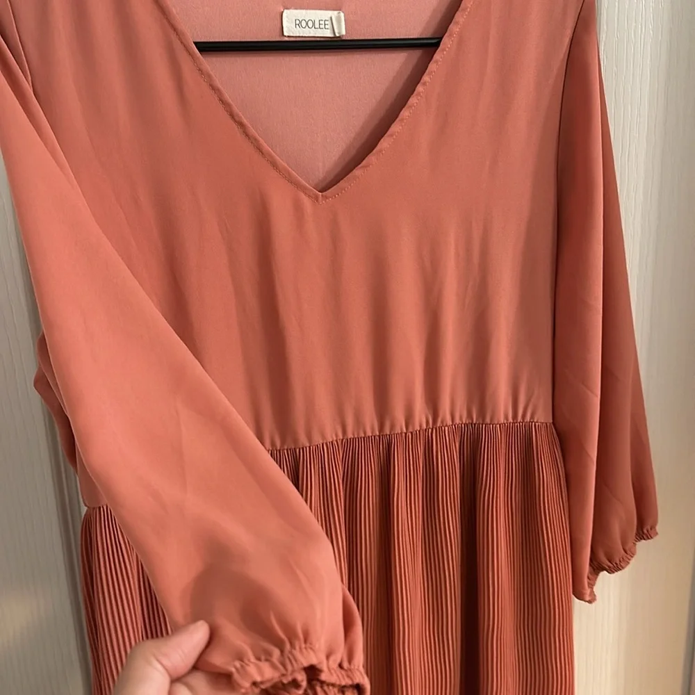 ROOLE DRESS - Picture 3 of 4